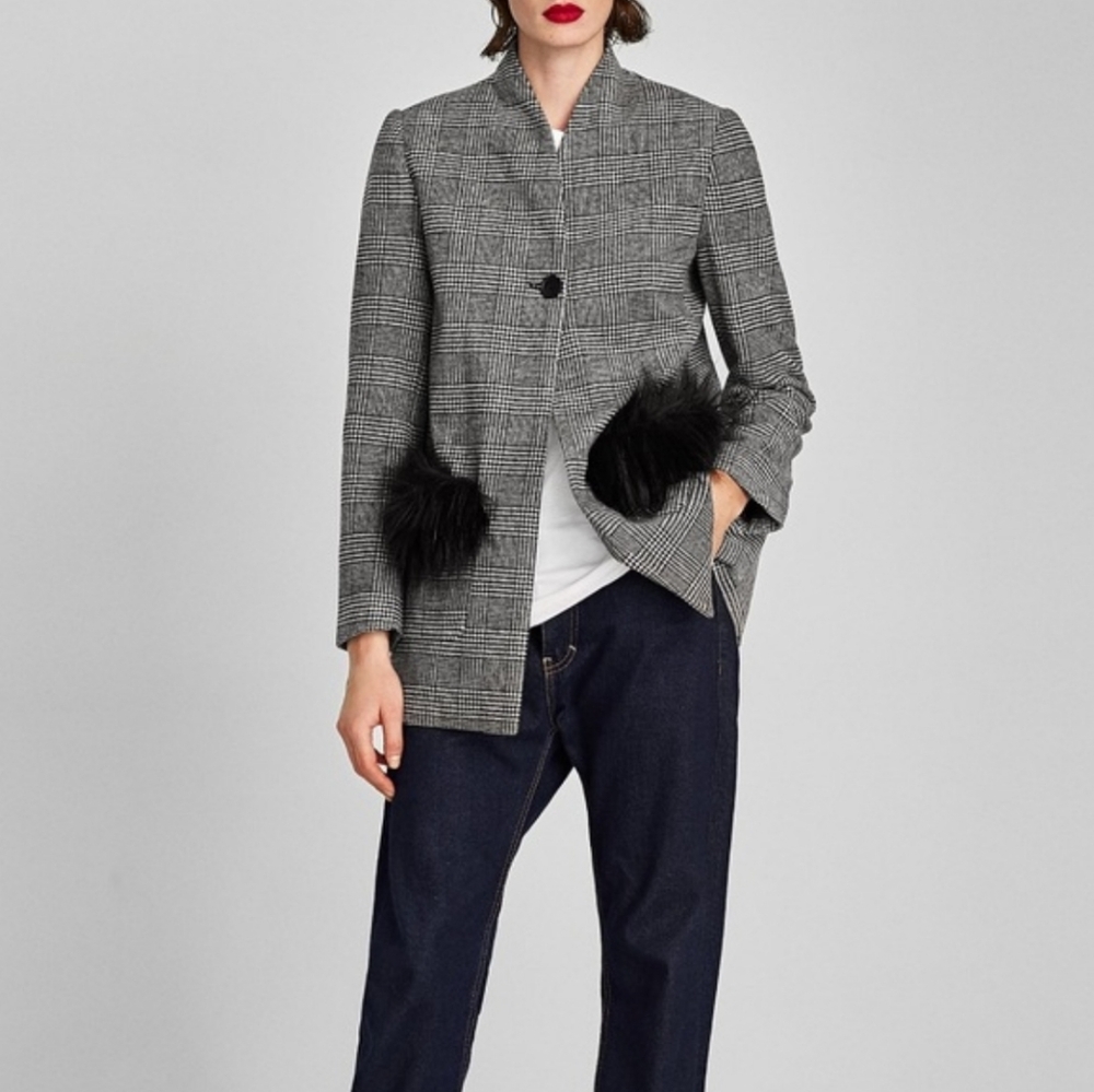 XS Zara Gray Plaid Blazer with Black Faux Fur Trim